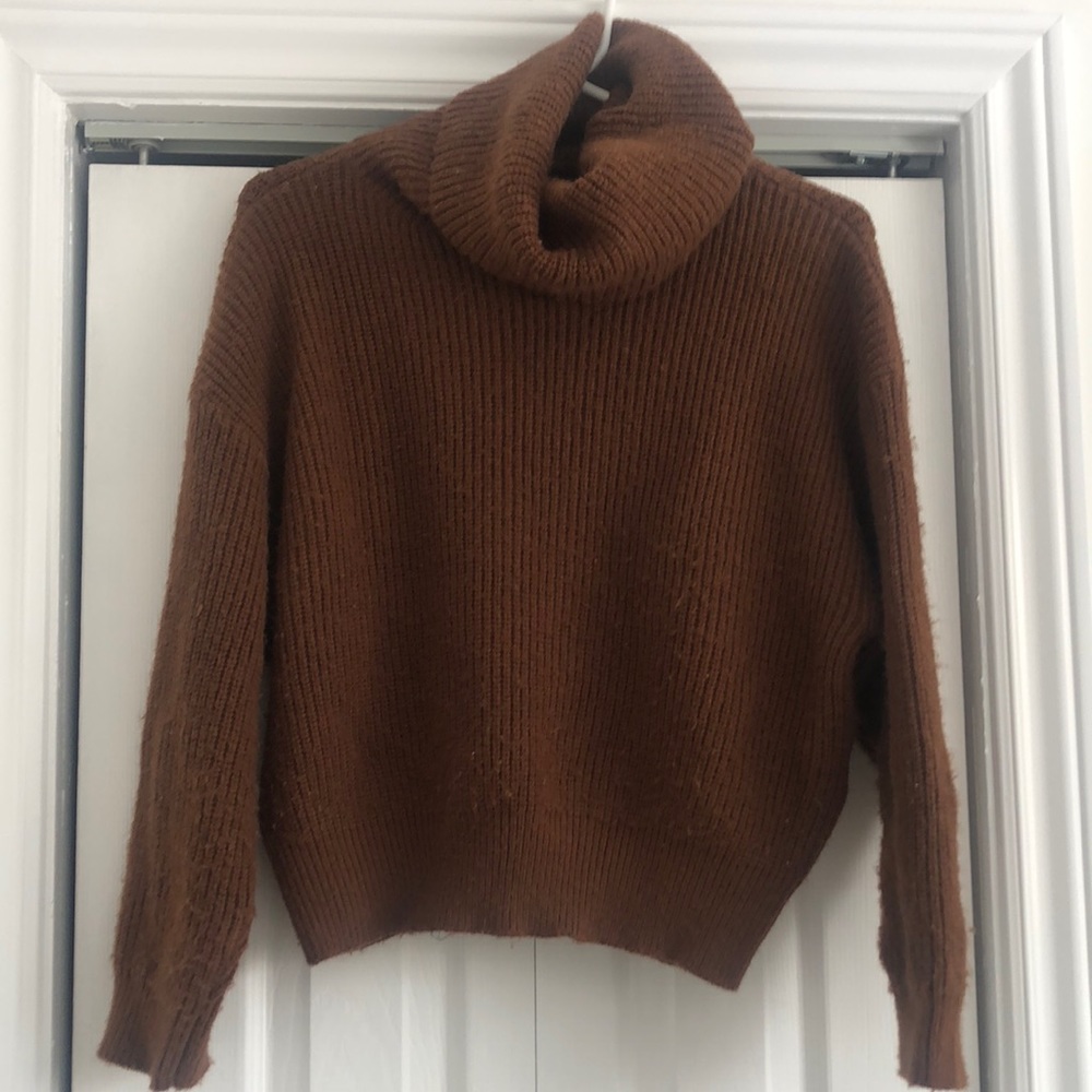 Deluc sweater